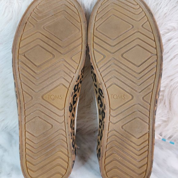 Toms Women's Cream Canvas Leopard Sole Trim Lace Up Running Shoes Sneaker Siz W9 - Picture 2 of 9